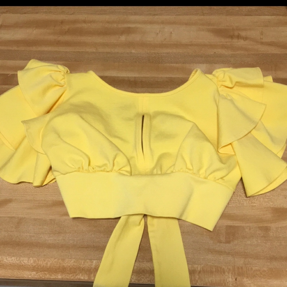 Yellow crop top - Picture 3 of 3